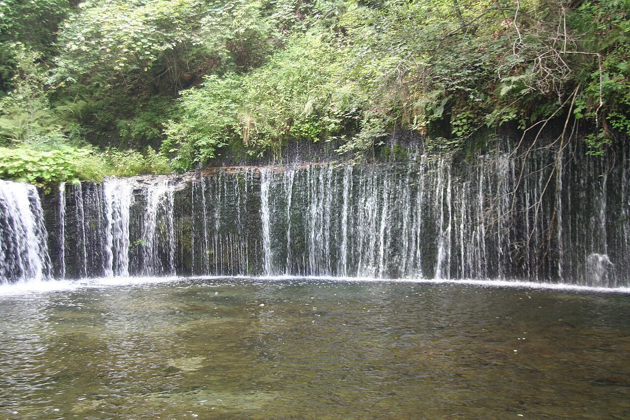 軽井沢の白糸の滝